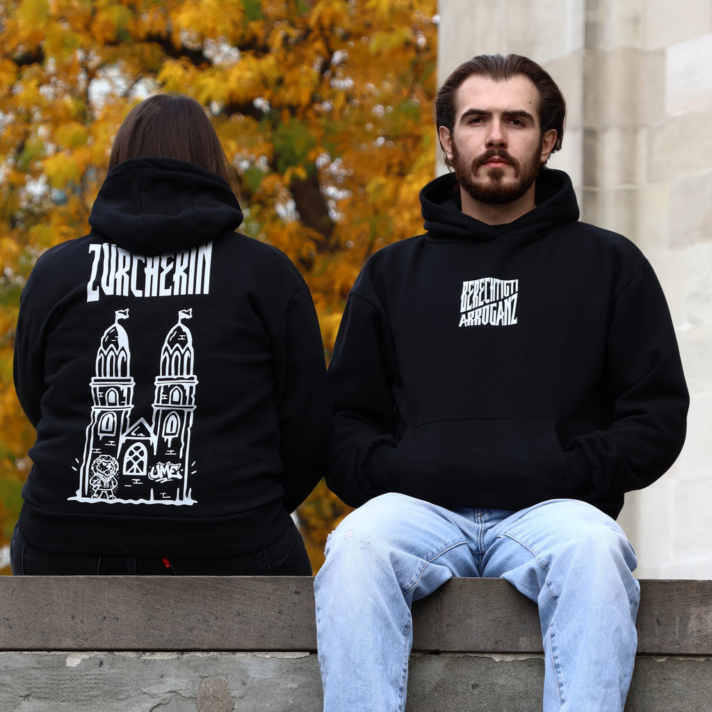 BERECHTIGTI ARROGANZ Hoodie schwarz